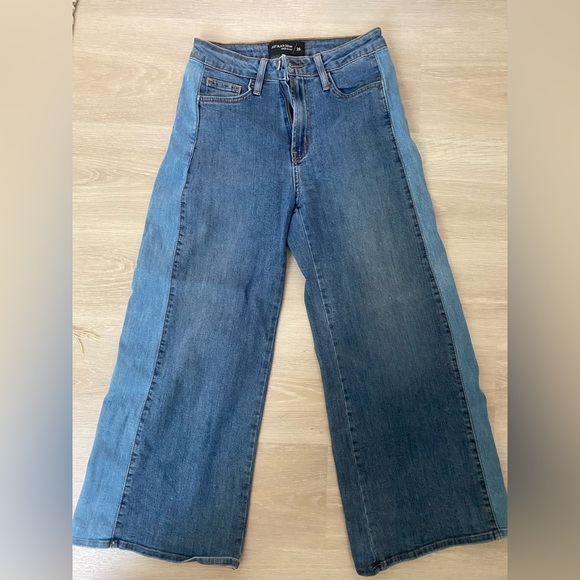 Closet Clean Out - Picture 3 of 11